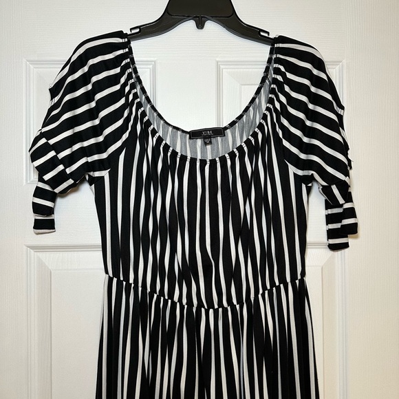 Vibe Black and White Striped Maxi Dress - Picture 2 of 6